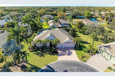 5060 Robinsong Road, Sarasota, FL 34233 - Photo 1