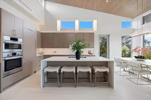 600 De Narvaez Dr, Longboat Key, FL 34228 - Photo 19