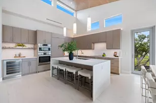 600 De Narvaez Dr, Longboat Key, FL 34228 - Photo 17