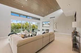 600 De Narvaez Dr, Longboat Key, FL 34228 - Photo 29