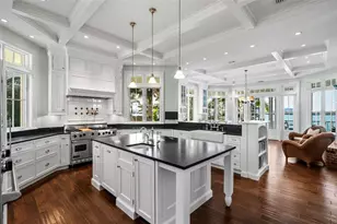 3440 Gulfmead Dr, Sarasota, FL 34242 - Photo 11