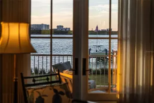 3440 Gulfmead Dr, Sarasota, FL 34242 - Photo 9