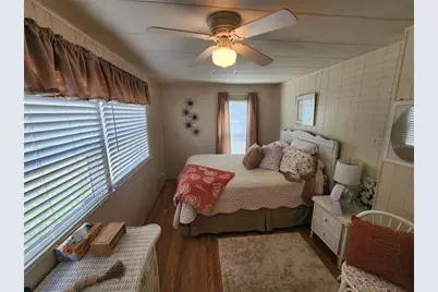 808 53rd Avenue E #22, Bradenton, FL 34203 - Photo 23