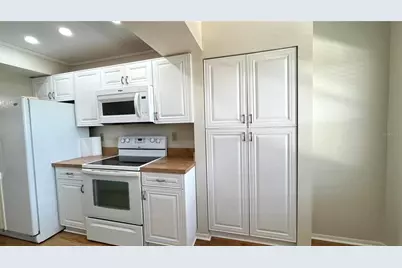 505 30th Avenue W #E406, Bradenton, FL 34205 - Photo 27