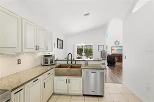 8222 Haven Harbour Way, Bradenton, FL 34212 - Photo 15