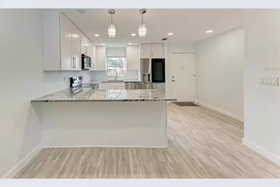 390 301 Boulevard W #8C, Bradenton, FL 34205 - Photo 7