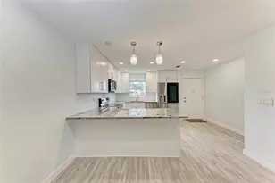 390 301 Blvd W, Bradenton, FL 34205 - Photo 7