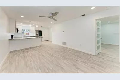 390 301 Boulevard W #8C, Bradenton, FL 34205 - Photo 5
