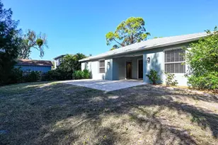 2442 Hively St, Sarasota, FL 34231 - Photo 31