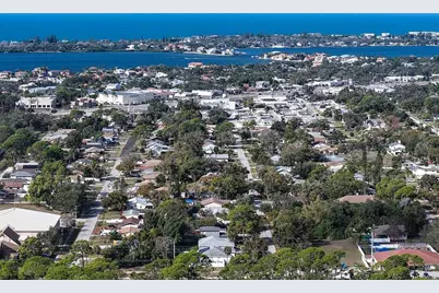 2442 Hively Street, Sarasota, FL 34231 - Photo 37