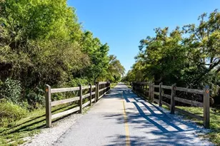 2442 Hively St, Sarasota, FL 34231 - Photo 57