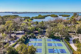 1623 Pelican Cove Rd, Sarasota, FL 34231 - Photo 3