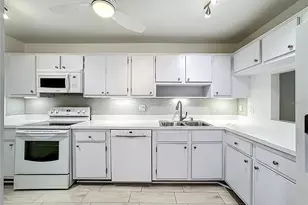 1623 Pelican Cove Rd, Sarasota, FL 34231 - Photo 7