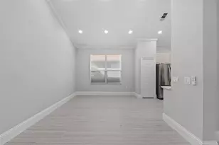 6639 Pebble Beach Way, Lakewood Ranch, FL 34202 - Photo 7