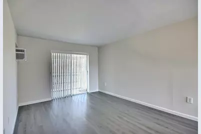 1631 Leisure Drive #M36, Bradenton, FL 34207 - Photo 11