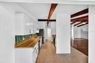 5424 America Dr, Sarasota, FL 34231 - Photo 15