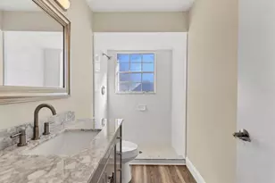 3703 43rd Ave W, Bradenton, FL 34205 - Photo 17