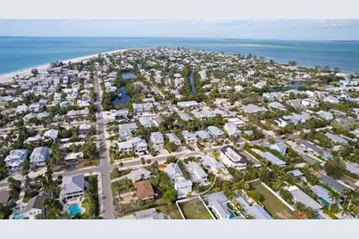 307 Spring Avenue, Anna Maria, FL 34216 - Photo 45