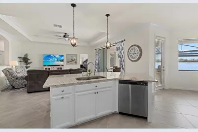 17610 Polo Trail, Lakewood Ranch, FL 34211 - Photo 9