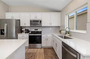 3565 74th Ave Circle E, Sarasota, FL 34243 - Photo 15