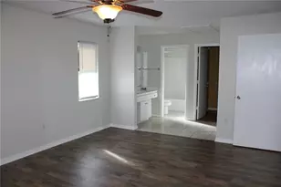 3720 69th St E, Palmetto, FL 34221 - Photo 9