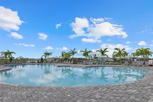 15304 Sunny Day Dr, Lakewood Ranch, FL 34211 - Photo 19