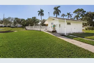 536 Pangola Drive, North Fort Myers, FL 33903 - Photo 33