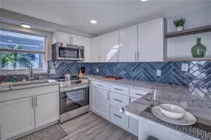 3604 Gulf Dr, Holmes Beach, FL 34217 - Photo 43