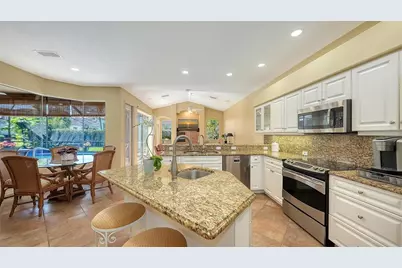 8544 Park Shore Lane, Sarasota, FL 34238 - Photo 15