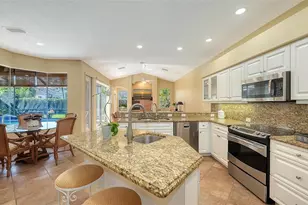 8544 Park Shore Ln, Sarasota, FL 34238 - Photo 15