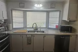 3317 Overcup Oak Terrace, Sarasota, FL 34237 - Photo 11