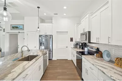 25 NW 14th Avenue, Cape Coral, FL 33993 - Photo 5