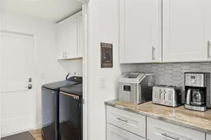 25 NW 14th Ave, Cape Coral, FL 33993 - Photo 9