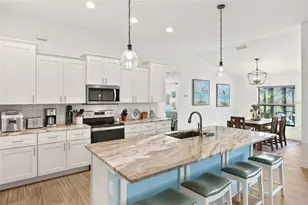 25 NW 14th Ave, Cape Coral, FL 33993 - Photo 3