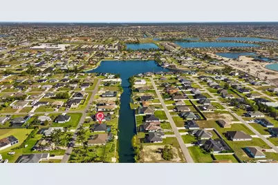 25 NW 14th Avenue, Cape Coral, FL 33993 - Photo 11