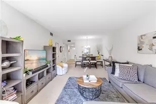 7218 Cloister Dr, Sarasota, FL 34231 - Photo 9