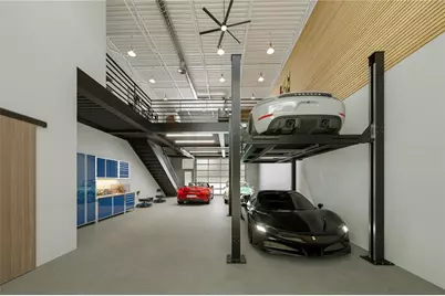 5755 Bessie Drive #8, Sarasota, FL 34233 - Photo 7