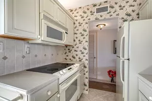 777 John Ringling Blvd, Sarasota, FL 34236 - Photo 21