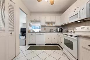 4040 Ironwood Cir, Bradenton, FL 34209 - Photo 15