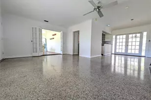 6280 Uplands Blvd, Sarasota, FL 34243 - Photo 9