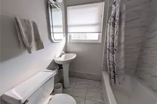 6280 Uplands Blvd, Sarasota, FL 34243 - Photo 19