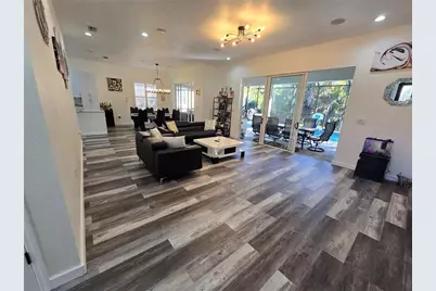 8111 Santa Rosa Court, Sarasota, FL 34243 - Photo 23