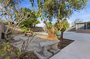 2019 W Jorome Dr, Tampa, FL 33612 - Photo 33