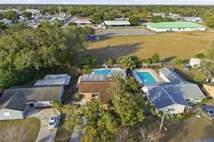 2019 W Jorome Dr, Tampa, FL 33612 - Photo 47