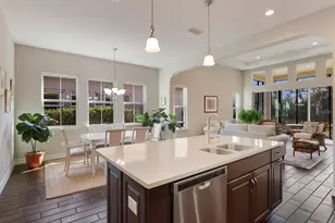 2402 Starwood Ct, Lakewood Ranch, FL 34211 - Photo 11