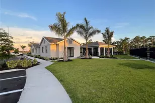 8122 St Kitts Cir, Englewood, FL 34224 - Photo 23