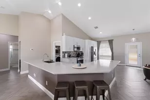 1606 22nd Ave W, Palmetto, FL 34221 - Photo 7