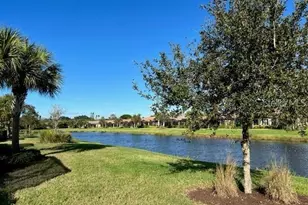 8288 Varenna Dr, Sarasota, FL 34231 - Photo 33