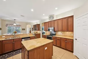 15410 17th Ave E, Bradenton, FL 34212 - Photo 13