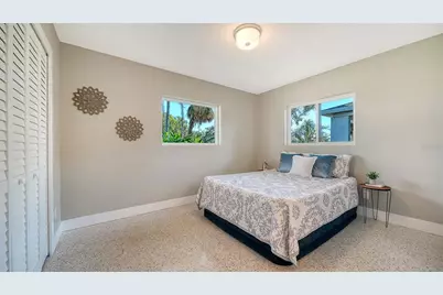 5914 Albert Place, Sarasota, FL 34231 - Photo 13